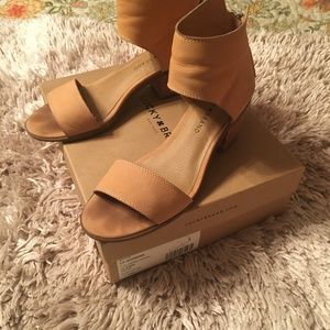 Lucky Brand Sandals